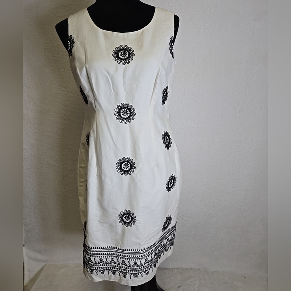 Talbots Ivory Black Embroidered Sleeveless Sheath Dress NWT  6 Petite - Picture 1 of 4